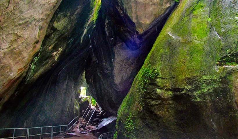 edakkal caves