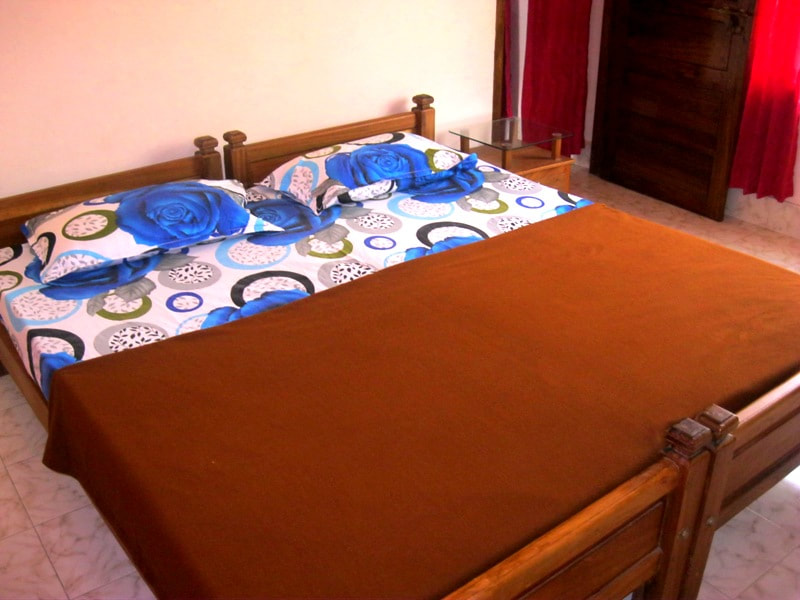 red cottage in kalpetta