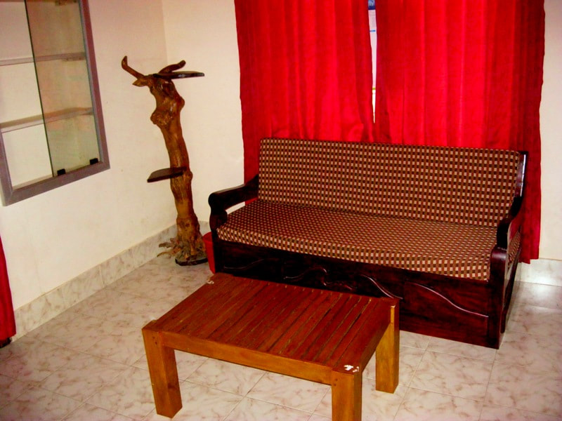 red cottage in kalpetta