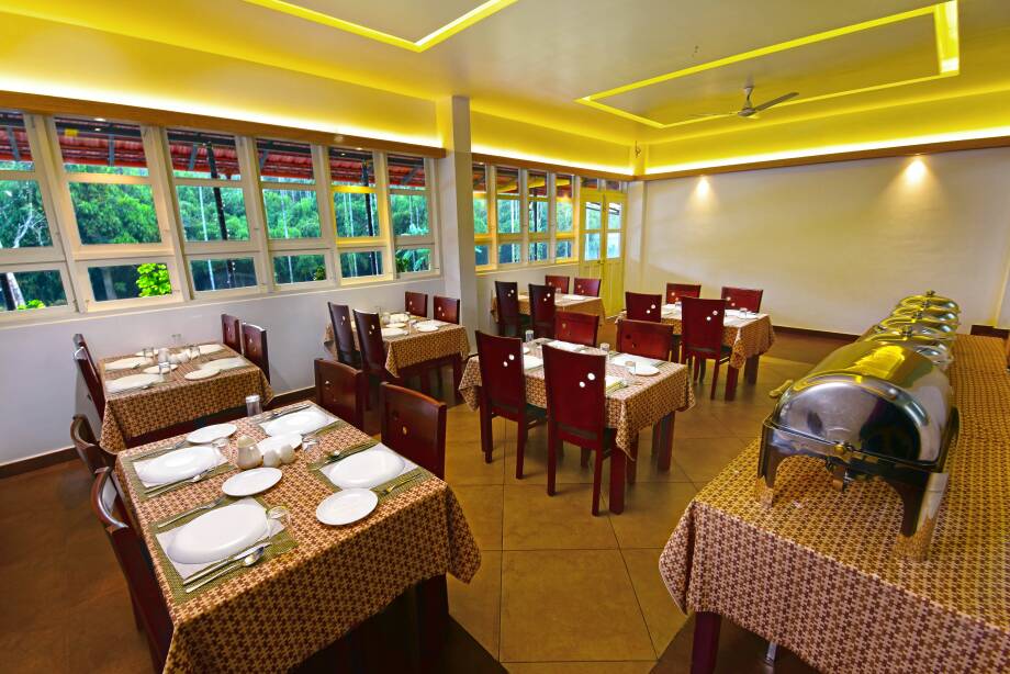 Vythiri club