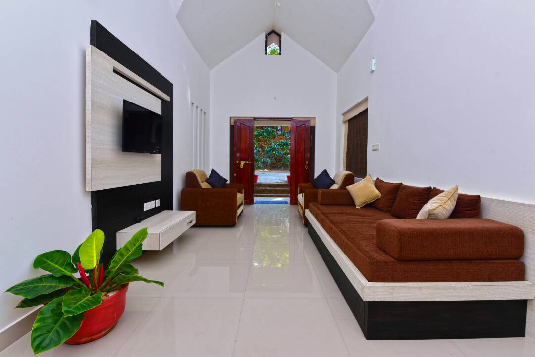 Vythiri club